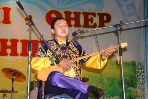 (+Фото) В Восточно-Казахстане прошел областной тур «Ел іші - &#1257;нер кеніші»