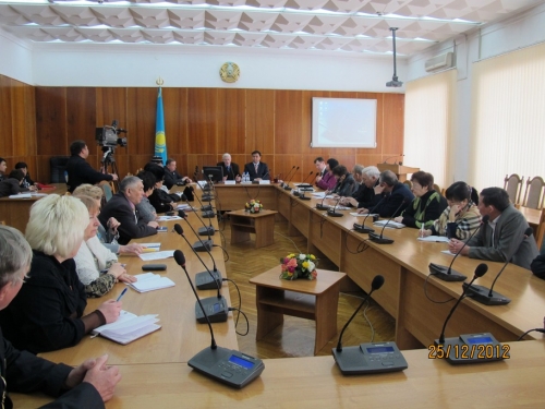 (+Фото) В городе Семей состоялось выездное заседание областного Совета общественности с участием акима города