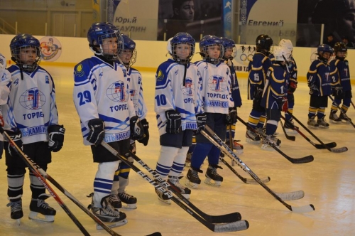 (+Фото) Открыли крытый хоккейный модуль в Усть-Каменогорске