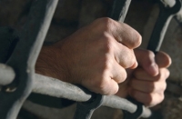 Экс-полицейский осужден за пытки 