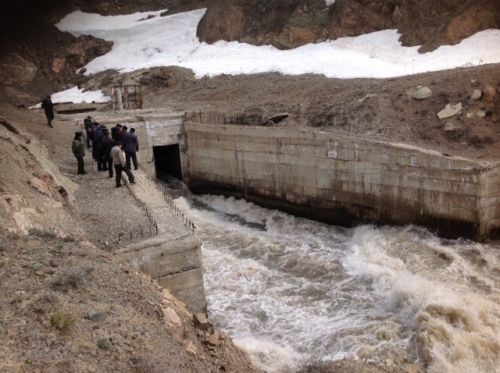 (+Фото) Несмотря на устоявшуюся погоду в Восточном Казахстане угроза паводков все же существует