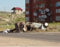 Страшная авария в Усть-Каменогорске: автомобиль врезался в столб, водитель сгорел заживо