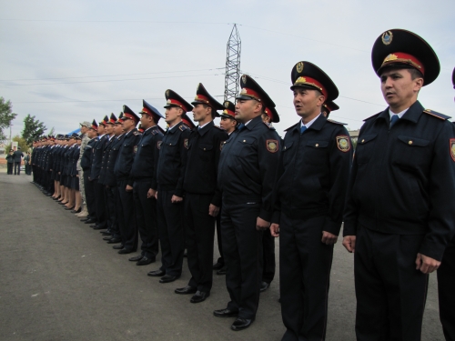 (+Фото) 60 молодых офицеров пополнили ряды восточно-казахстанских полицейских