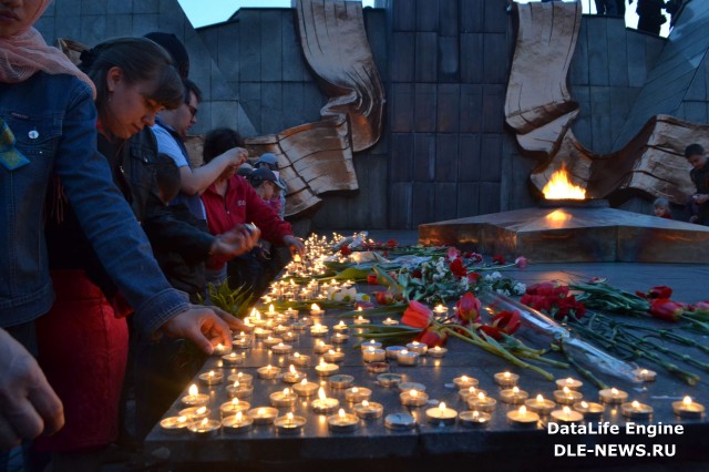 7199 свечей загорелось в Усть-Каменогорске в честь 70-летия Великой Победы