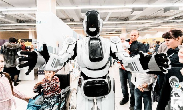 В Усть-Каменогорске встретились роботы со всего мира