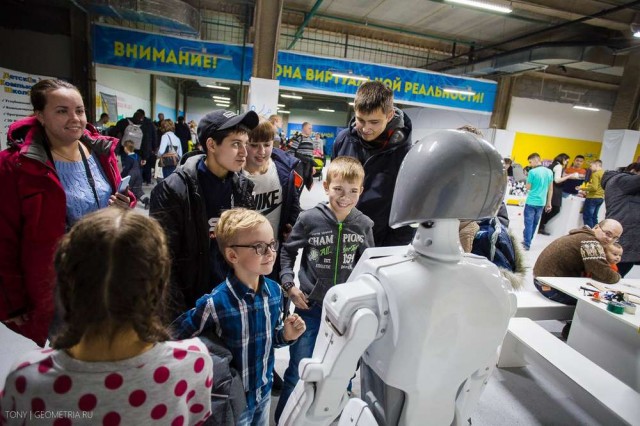 В Усть-Каменогорске встретились роботы со всего мира