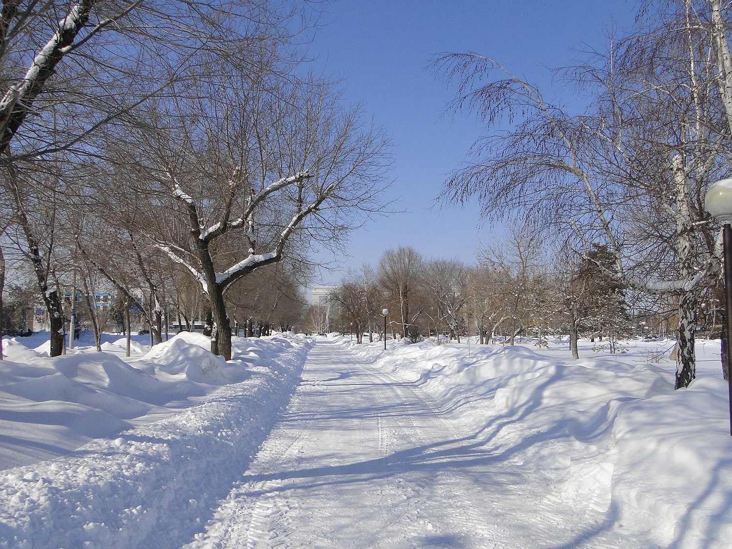 Площадь Республики (Ленина)